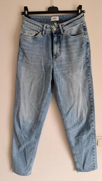 Only momjeans spijkerbroek beschikbaar voor biedingen