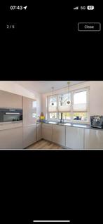 Moderne zandbeige hoogglans schiereiland keuken GEDEMONTEERD, Overige kleuren, Graniet of Steen, Ophalen of Verzenden, Zo goed als nieuw