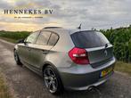 BMW 1-serie 118i Xenon / schuifdak / Navi, 1-Serie, Zwart, Handgeschakeld, 16 km/l