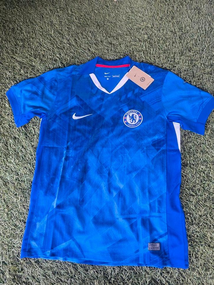Chelsea Voetbalshirt - Nieuw met kaartje 2025/2026, Kleding | Heren, T-shirts, Nieuw, Maat 48/50 (M), Blauw, Ophalen of Verzenden