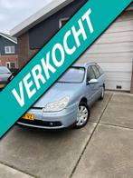 Citroen C5 Break 2.0-16V NIEUWE APK / LAGE KM STAND / TREKHA, Auto's, Citroën, Stof, Zwart, 4 cilinders, Blauw