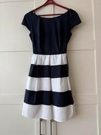 Blauwe jurk met A-lijn rok, Blauw, Ophalen of Verzenden, Maat 34 (XS) of kleiner, Gedragen