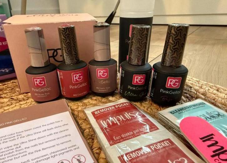 Pink Gellac - Diverse Kleuren, Sieraden, Tassen en Uiterlijk, Uiterlijk | Cosmetica en Make-up, Zo goed als nieuw, Make-up, Handen en Nagels