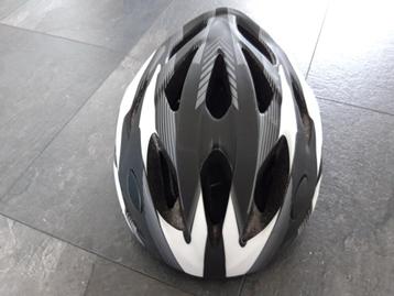Racefiets helm. Unisize en nauwelijks gedragen! beschikbaar voor biedingen