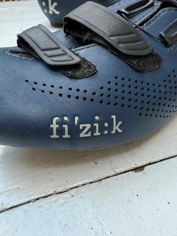 Fizik Racefiets Schoenen - Maat 44 - Blauw beschikbaar voor biedingen