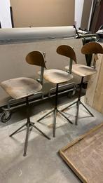 3x industriele vintage barkrukken, Ophalen, Gebruikt, 60 tot 90 cm, Metaal