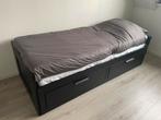 Brimnes bedbank met 2 lades (inclusief matras en bedtextiel), Huis en Inrichting, Slaapkamer | Bedden, Ophalen, Verstelbaar, Zwart
