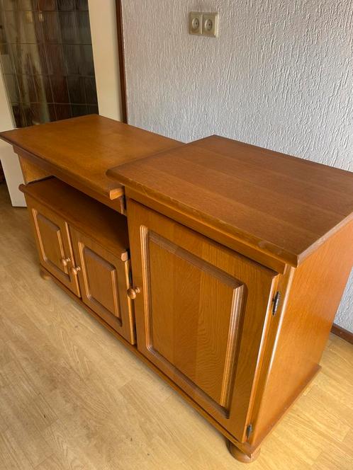 Massief houten TV / Platenspeler kast – Retro/Vintage, Huis en Inrichting, Kasten | Dressoirs, Gebruikt, 100 tot 150 cm, 25 tot 50 cm