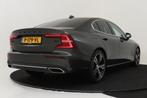 Volvo S60 B3 AUT INSCRIPTION -PANO.DAK|CAMERA|19"|LEDER|MEMO, Auto's, Volvo, Te koop, Zilver of Grijs, Gebruikt, 750 kg