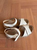 Hush Puppies Sandalen - Maat 38. 1 uur gedragen, Wit, Zo goed als nieuw, Sandalen of Muiltjes, Ophalen of Verzenden