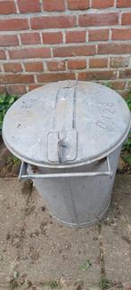 Vuilnis emmer, Tuin en Terras, Ophalen