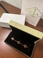 Van Cleef & Arpels Vintage Alhambra Armband, Ophalen of Verzenden, Zo goed als nieuw, Met bedels of kralen, Rood