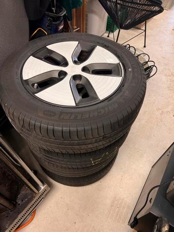 Michelin Banden met velg Kia Soul- 205/60 R16 beschikbaar voor biedingen