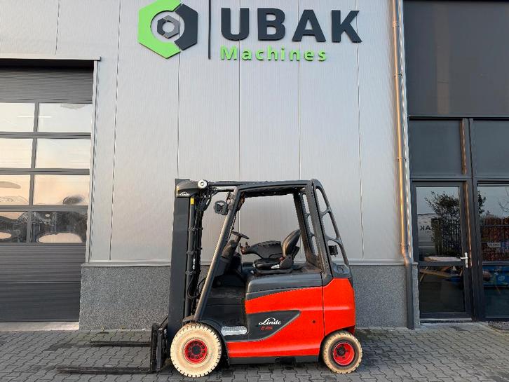 Linde E25 elektrische heftruck 'triplo' 'sideshift', Zakelijke goederen, Machines en Bouw | Heftrucks en Intern transport, Heftruck