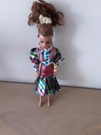 Vintage barbie Sindy jaren 60. Met originele kleding., Ophalen of Verzenden, Gebruikt, Pop