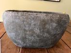 Mooie zware bloempot te koop, Tuin en Terras, Bloempotten, Ophalen of Verzenden, Zo goed als nieuw
