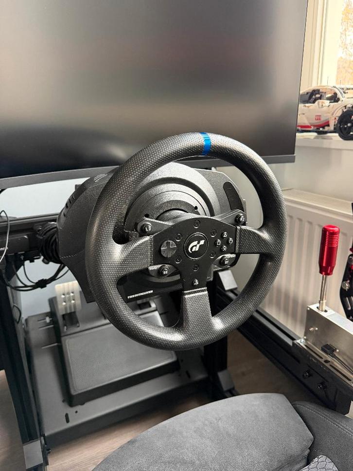 Thrustmaster T300 RS GT Edition racestuur voor PS5/PC/PS4, Computers en Software, Joysticks, Zo goed als nieuw, Ophalen