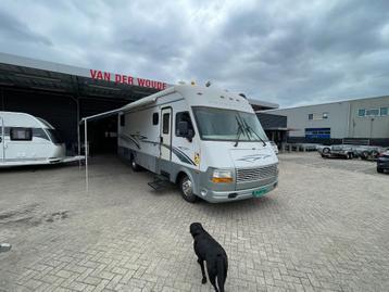 FREIGHTLINER NEWMAR – Ruime en complete camper met uitschuif beschikbaar voor biedingen