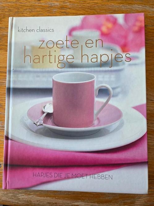 Zoete en hartige hapjes, Boeken, Kookboeken, Zo goed als nieuw, Ophalen of Verzenden