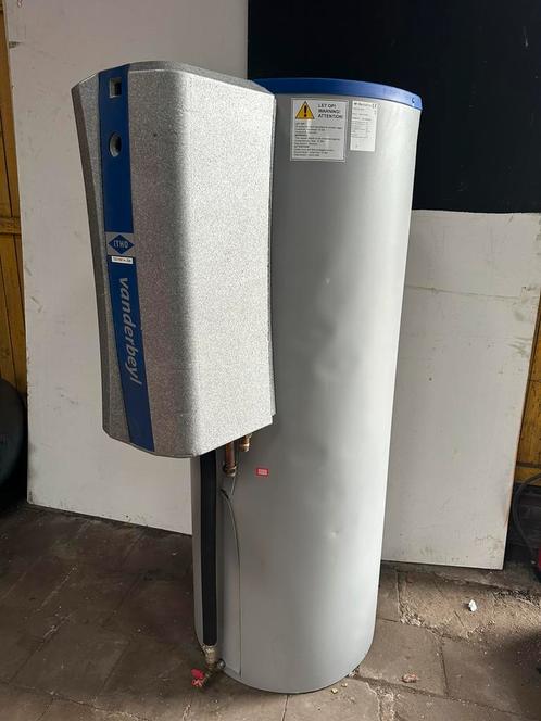 Itho rvs 300 liter oplaadboiler, Doe-het-zelf en Verbouw, Geisers en Boilers, Zo goed als nieuw, Boiler, 100 liter of meer, Ophalen of Verzenden