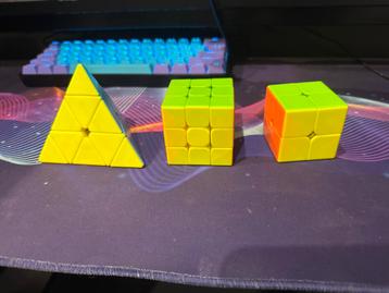 Rubik's Cube Set - 3 Puzzels beschikbaar voor biedingen