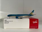Herpa 1:500 Vietnam Airlines Boeing 777-200 530460, Ophalen of Verzenden, Zo goed als nieuw, Schaalmodel