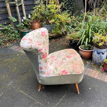 Cocktail stoeltje of damessfauteuil jaren 50 beschikbaar voor biedingen