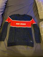 Non Grada trui blauw rood XS, Kleding | Heren, Truien en Vesten, Blauw, Ophalen of Verzenden, Zo goed als nieuw