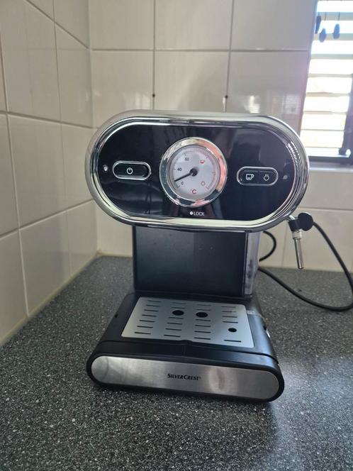 Silvercrest Espresso Machine SEM 1100 B3 – Zo goed als nieuw, Witgoed en Apparatuur, Koffiezetapparaten, Zo goed als nieuw, Gemalen koffie