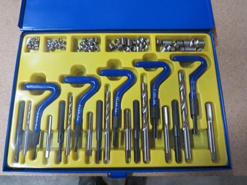 Schroefdraadreparatieset 80 delig metrisch in koffer nieuw, Doe-het-zelf en Verbouw, Gereedschap | Handgereedschap, Nieuw, Ophalen of Verzenden