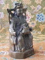 Mooi zwaar oud Chinees brons beeld van Cai Chen 21 cm., Ophalen of Verzenden