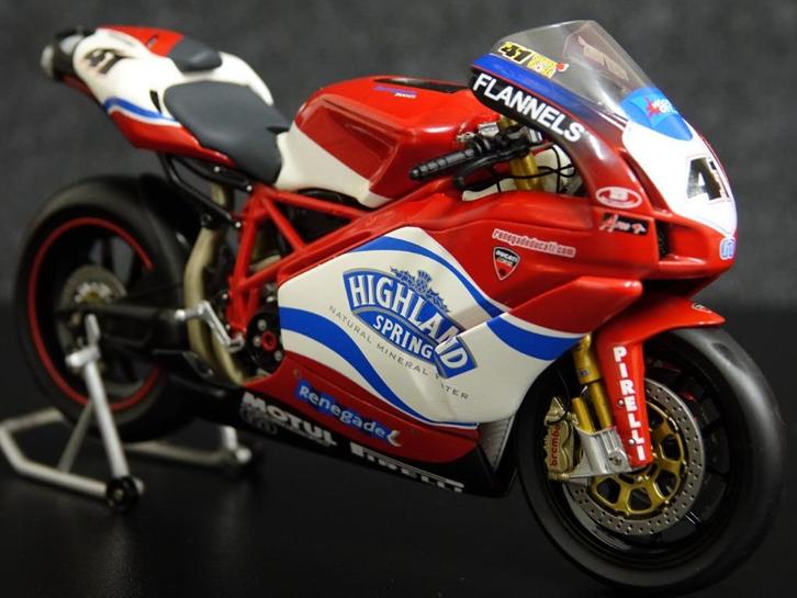Minichamps 1:12 Ducati 999 RS Haga 2004., Hobby en Vrije tijd, Modelauto's | 1:5 tot 1:12, Zo goed als nieuw, Motor, 1:9 t/m 1:12
