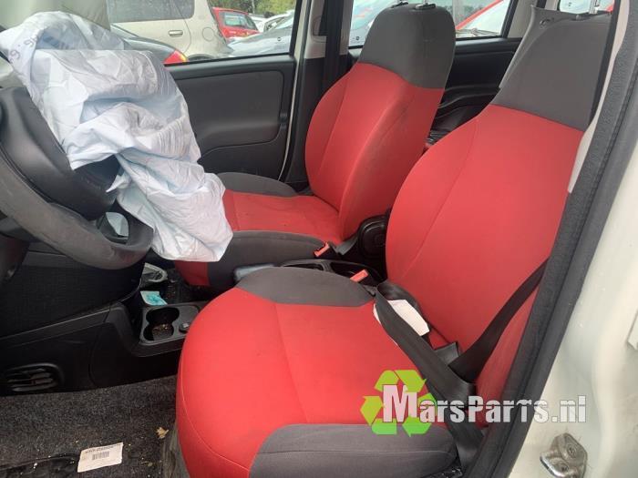 Veiligheidsgordel rechts-achter van een Fiat Panda, Auto-onderdelen, Interieur en Bekleding, Fiat, Gebruikt, 3 maanden garantie