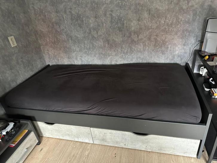 Bed met Opbergruimte 90x200, Huis en Inrichting, Slaapkamer | Bedden, Gebruikt, Eenpersoons, 90 cm, 200 cm, Hout, Grijs, Ophalen