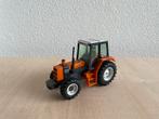 Brittains Renault 145-14 turbo tractor, Hobby en Vrije tijd, Modelauto's | 1:32, Ophalen of Verzenden, Zo goed als nieuw, Tractor of Landbouw
