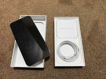 iPhone 15 Pro Max beschikbaar voor biedingen