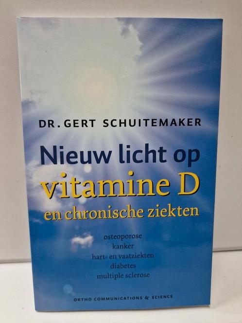 Nieuw licht op vitamine D. Gert Schuitemaker, Boeken, Gezondheid, Dieet en Voeding, Zo goed als nieuw, Dieet en Voeding, Ophalen of Verzenden