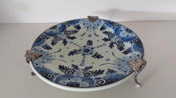 Delfts Blauw schaal met zilverkleurige Voetjes beschikbaar voor biedingen