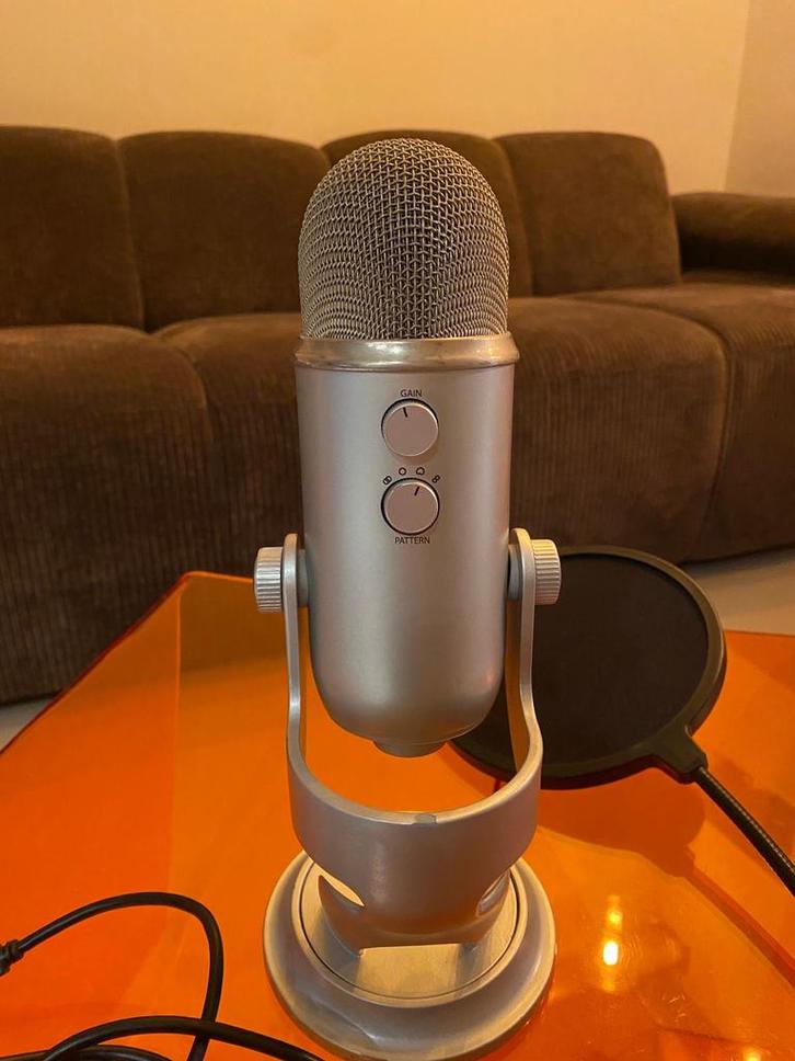 Blue Yeti Microfoon + Popfilter - Studio Kwaliteit, Muziek en Instrumenten, Microfoons, Zo goed als nieuw, Studiomicrofoon, Ophalen of Verzenden