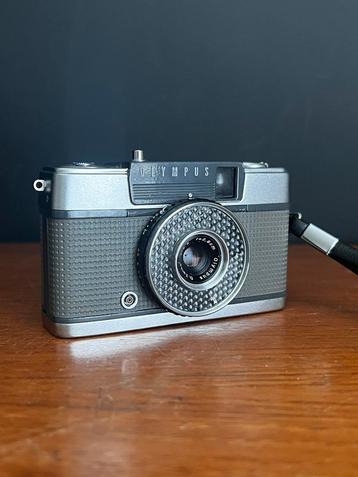 Olympus PEN-EE camera vintage 