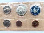 4 US 1966 mint sets, Verzenden, Noord-Amerika