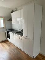 Keuken met Inventum apparatuur te koop, Huis en Inrichting, Keuken | Complete keukens, Ophalen, Gebruikt, Wit, Enkelwandige keuken