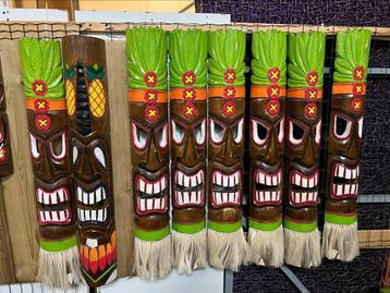 Tiki Masker Groot - 1M Van hout/ Tiki beeld beschikbaar voor biedingen
