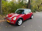 Mini Cooper pepper 1.6 16V  2005 Rood/Wit, Auto's, Voorwielaandrijving, Zwart, 4 cilinders, 4 stoelen