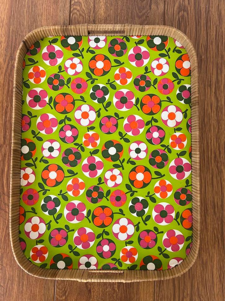 Vintage Kleurrijk Dienblad - Jaren 70 - rechthoek, Huis en Inrichting, Woonaccessoires | Dienbladen, Gebruikt, Overige materialen