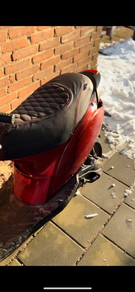Zip 70cc, Fietsen en Brommers, Scooters | Piaggio, Zo goed als nieuw, Zip, Tweetakt, Ophalen