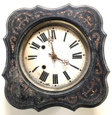 Œil de bœuf klok beschikbaar voor biedingen