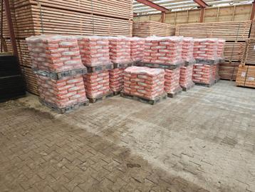 SNELBETON betonmortel 25kg zakken 42 op pallet beschikbaar voor biedingen