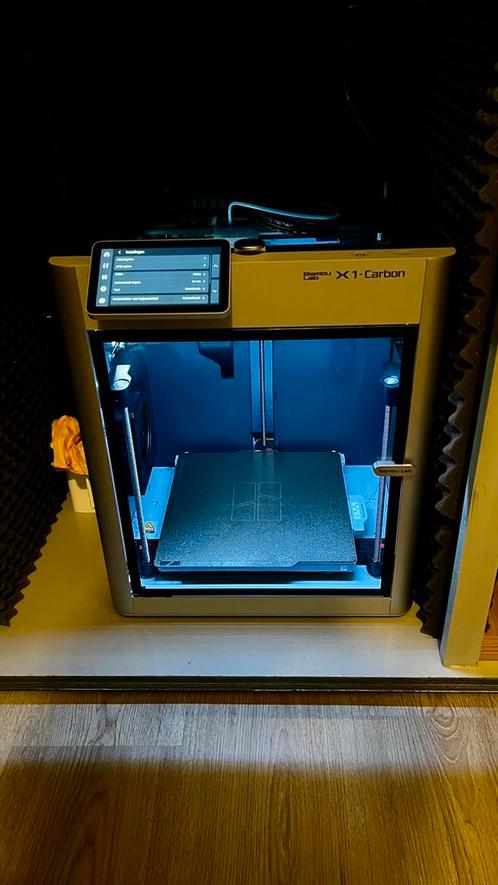 Bambu Lab X1C met AMS 2 Pro (Combo)  Zo goed als nieuw!, Computers en Software, 3D Printers, Zo goed als nieuw, Ingebouwde Wi-Fi