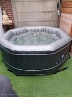 5 persoons jacuzzi,  merk Netspa met heel veel accessoires, Tuin en Terras, Bubbelbaden en Hottubs, Ophalen, Zo goed als nieuw